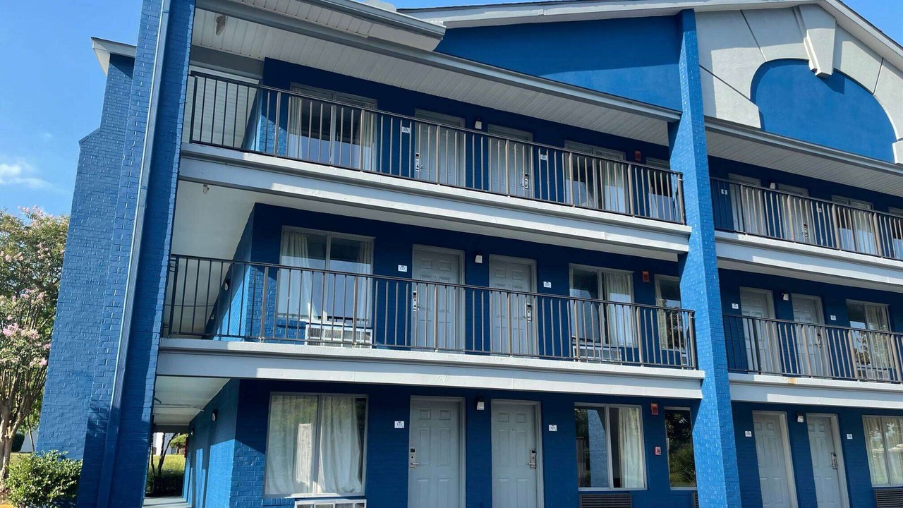 Photo of Outdoor in Tillmans Corner
