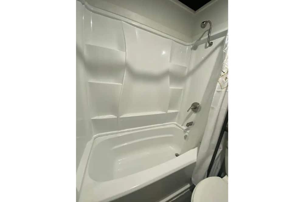 Photo of Bathroom in Hattiesburg