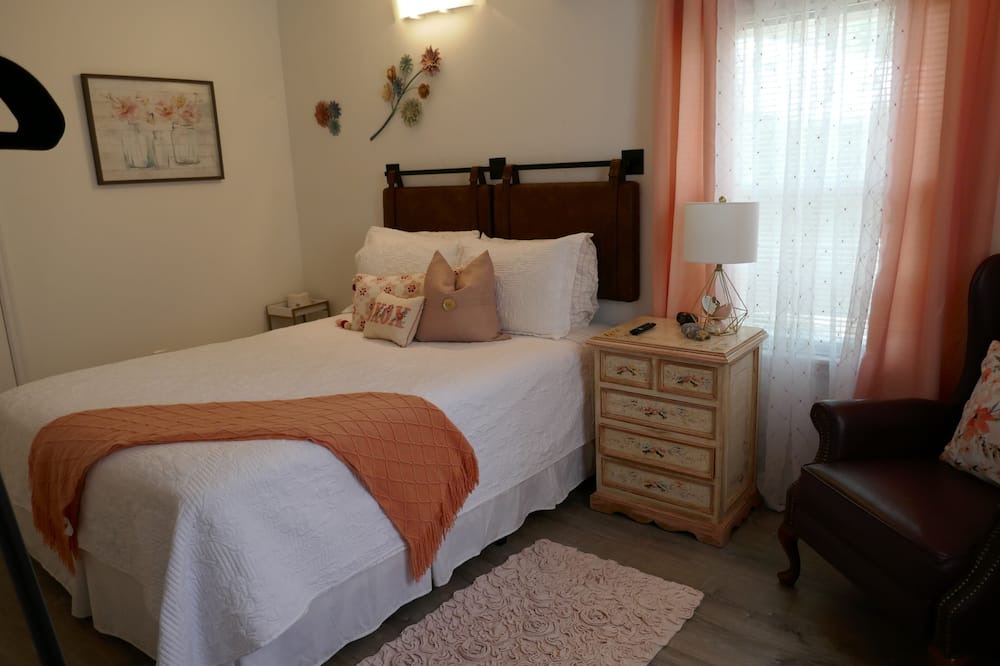 Photo of Bedroom in Blue Lake