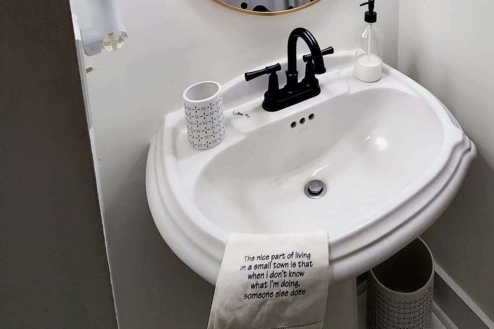 Photo of Bathroom in Selma