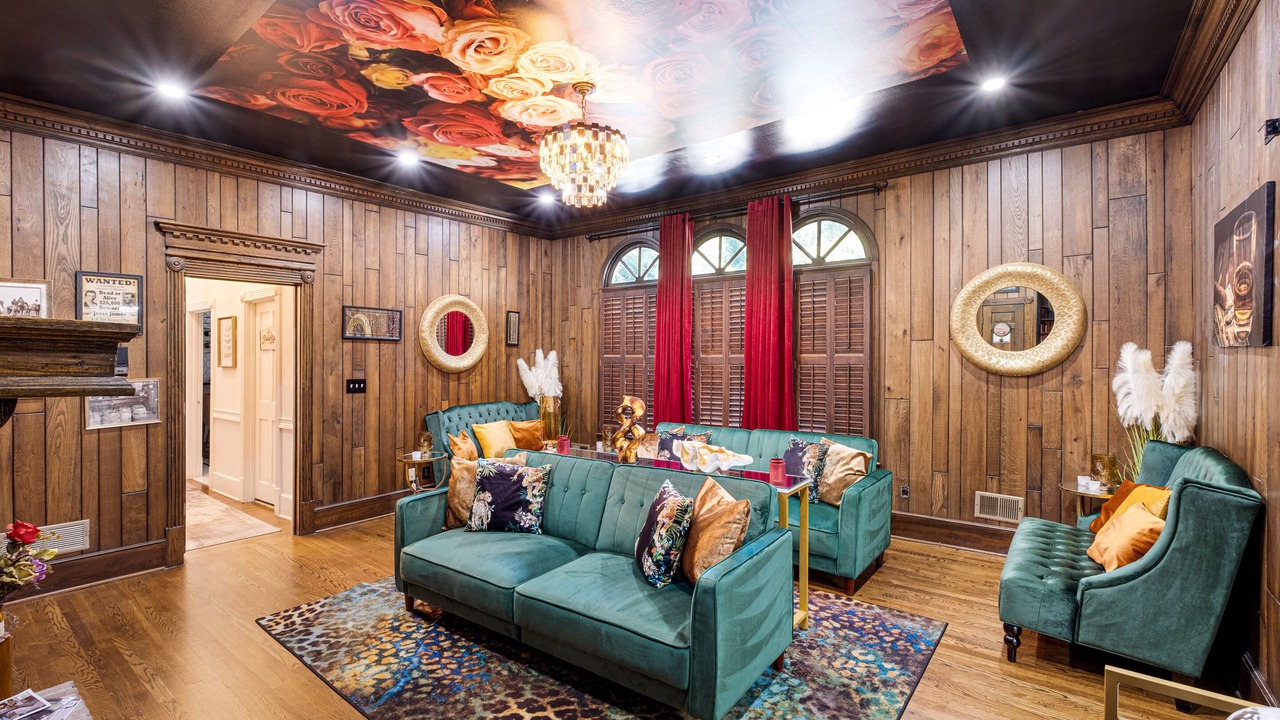 Photo of Livingroom in Mableton