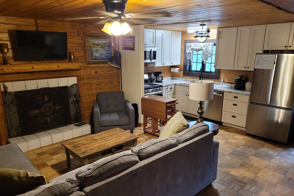 Photo of Livingroom in Elberta