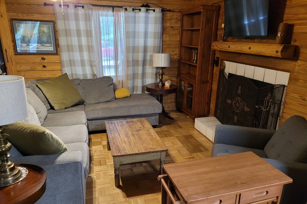 Photo of Livingroom in Elberta