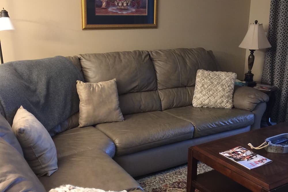 Photo of Livingroom in Alexander City