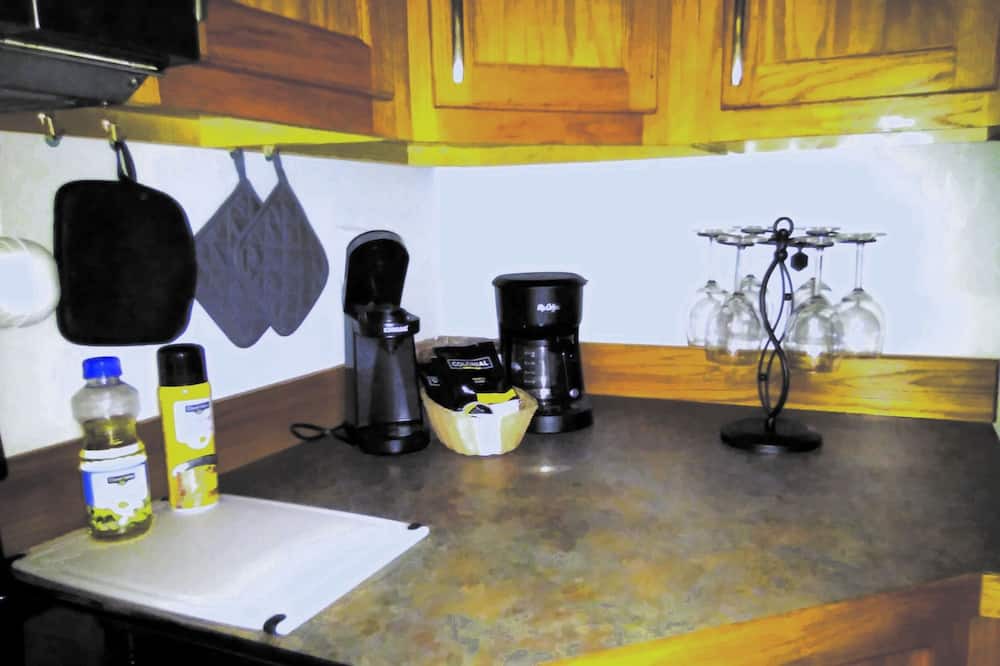 Photo of Kitchen in Stone County