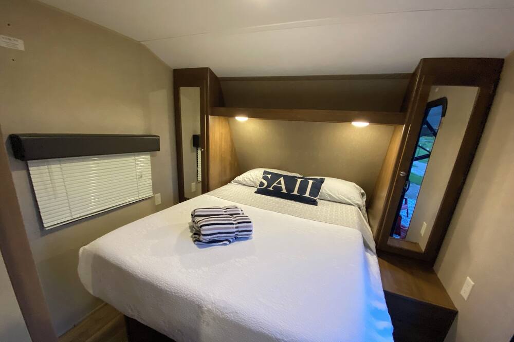 Photo of Bedroom in San Mateo