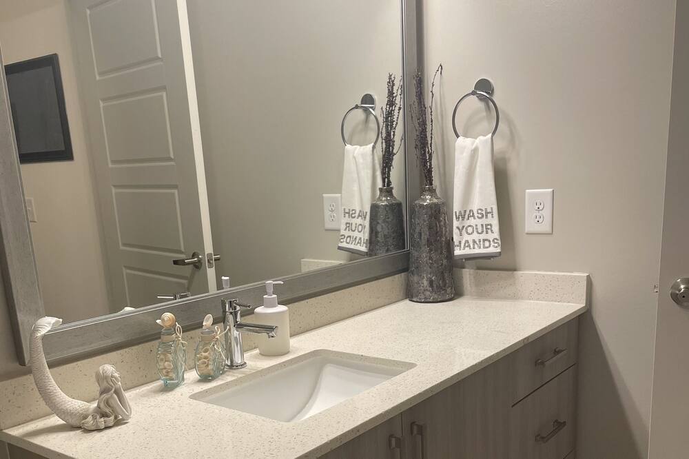 Photo of Bathroom in Oakland