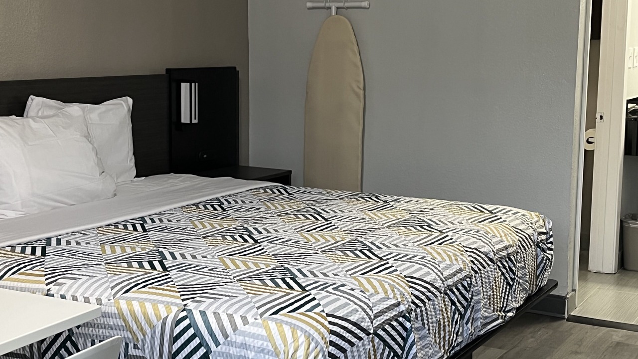 Photo of Bedroom in Bay Minette