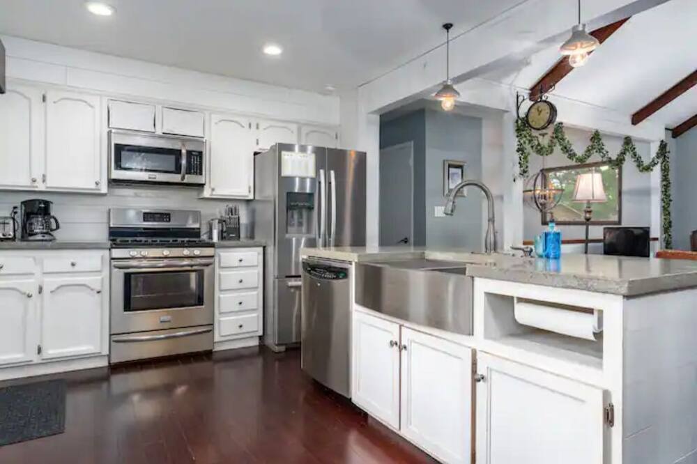 Photo of Kitchen in Alabaster