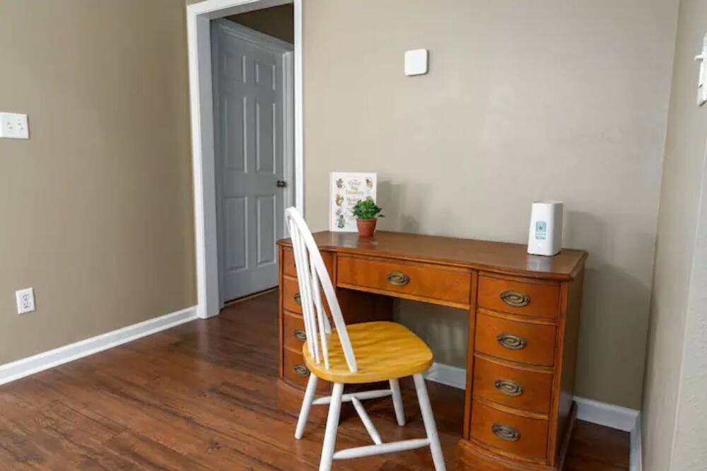Photo of Bedroom in Calera