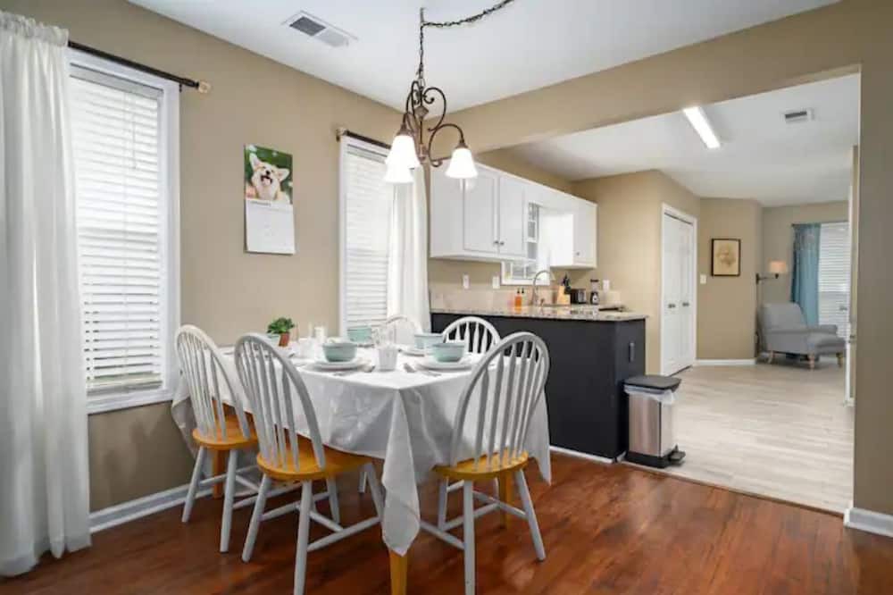 Photo of Bedroom in Calera