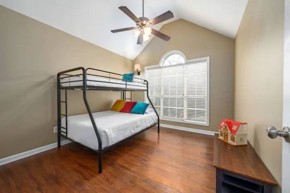 Photo of Bedroom in Calera