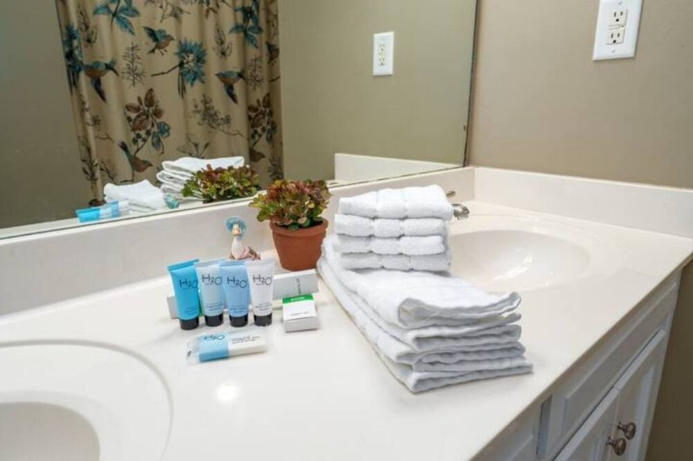 Photo of Bathroom in Calera