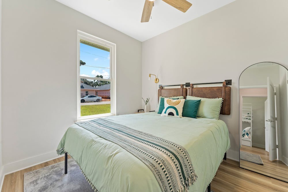 Photo of Bedroom in Ono Island