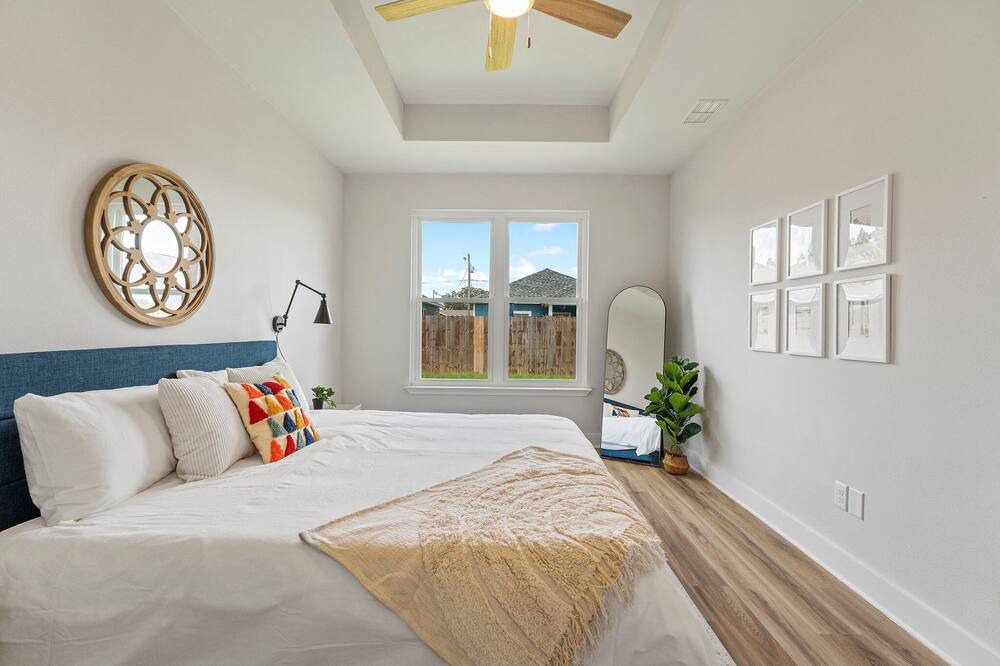 Photo of Bedroom in Ono Island