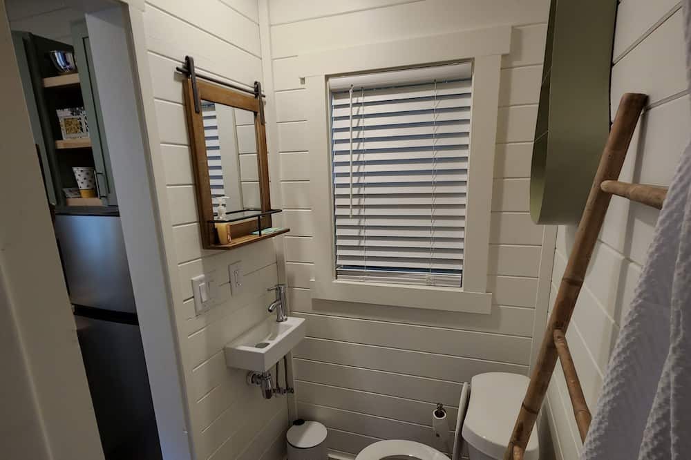 Photo of Bathroom in East Point
