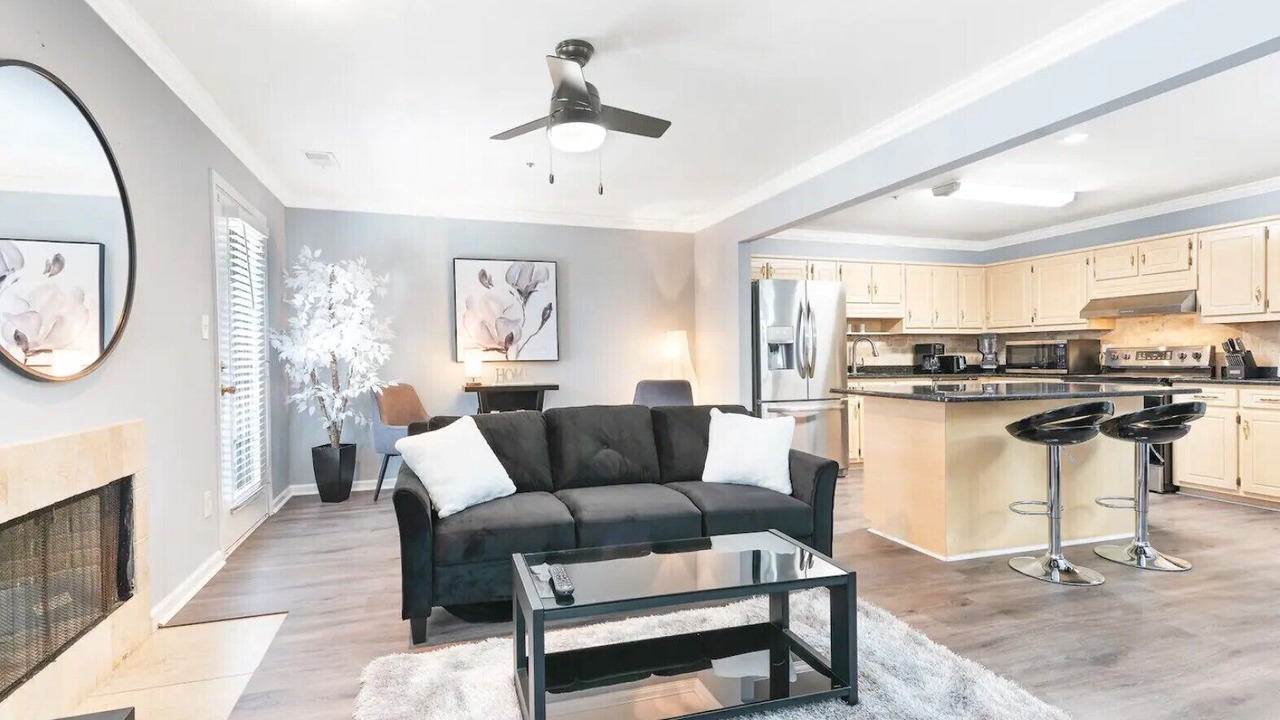 Photo of Livingroom in Decatur