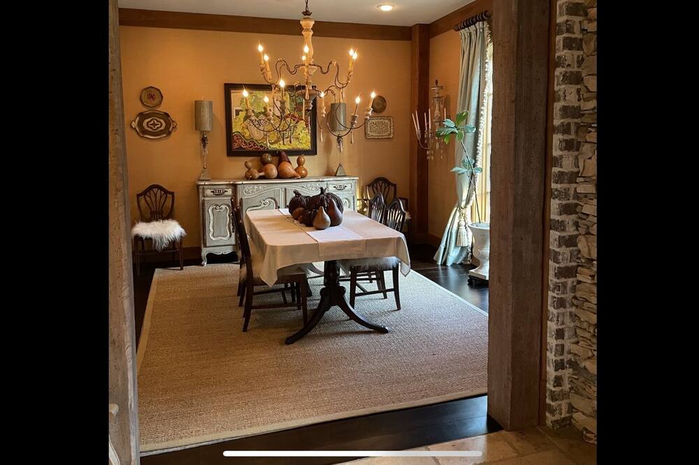 Photo of Bedroom in Moss