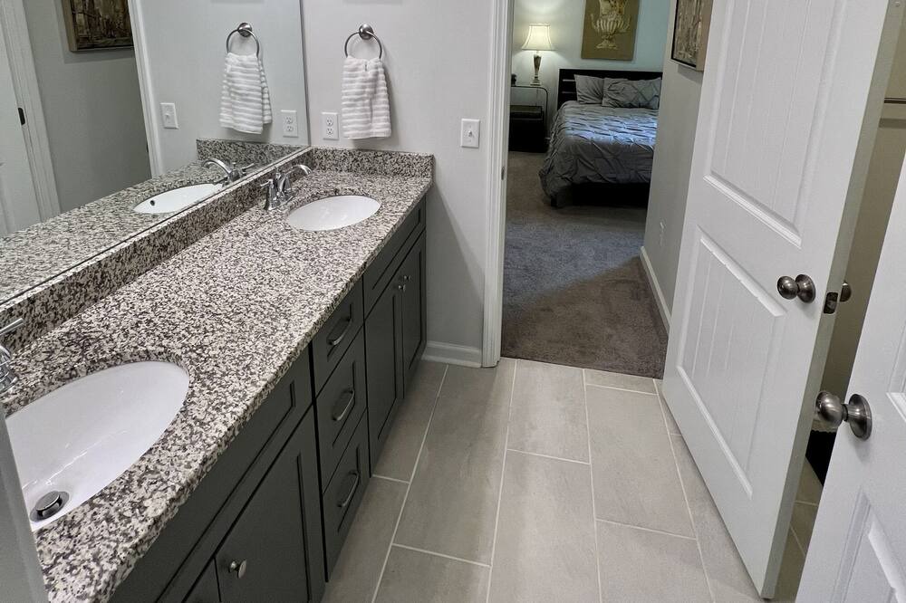 Photo of Bedroom in Tuscaloosa