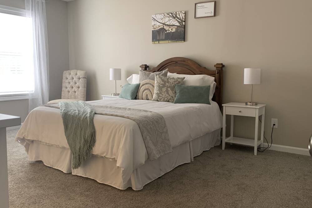Photo of Bedroom in Tuscaloosa