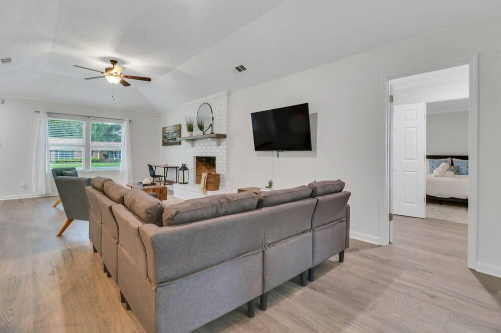 Photo of Bedroom in Pooler