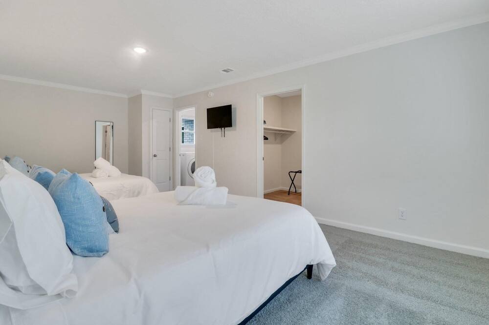 Photo of Bedroom in Pooler