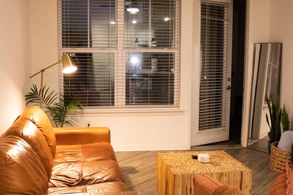 Photo of Livingroom in Mableton