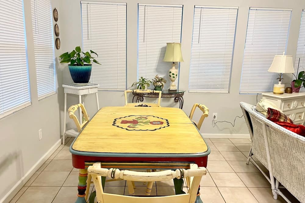 Photo of Kitchen in MacClenny