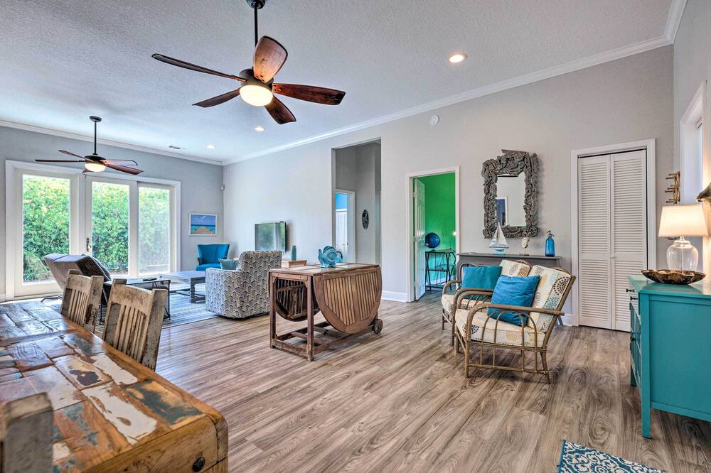 Photo of Livingroom in Waveland