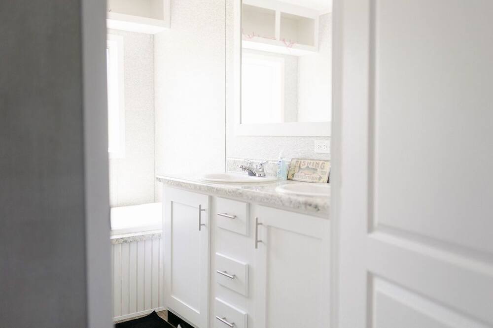 Photo of Bathroom in Killian
