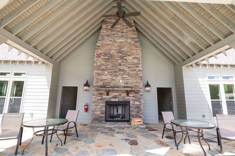 Photo of Patio Balcony in Tallassee