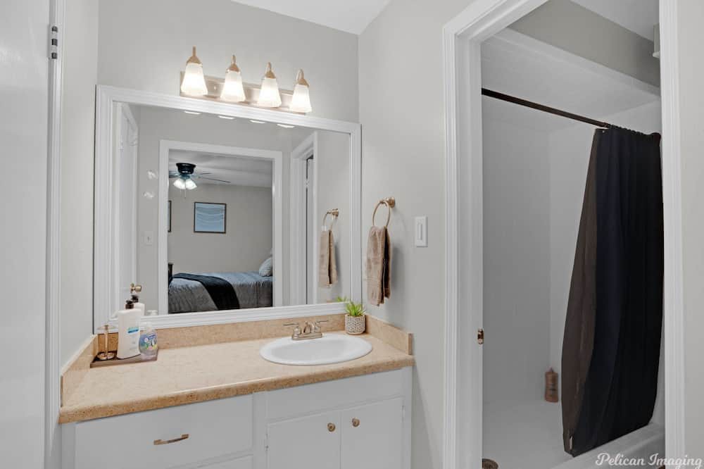 Photo of Bathroom in Shreveport