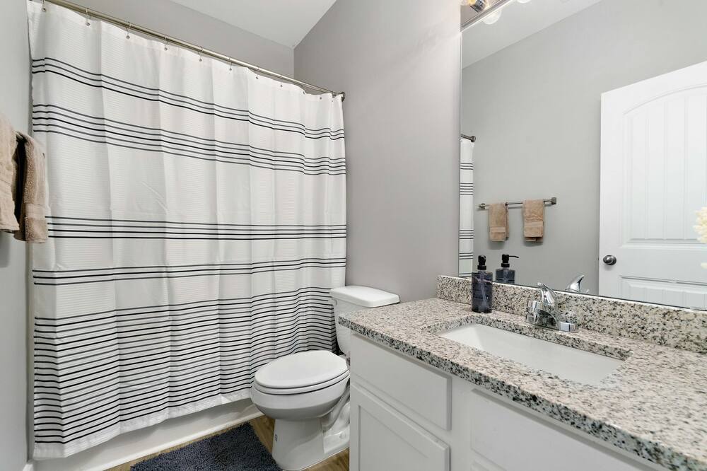Photo of Bathroom in Mobile