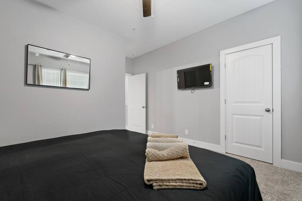 Photo of Bedroom in Mobile