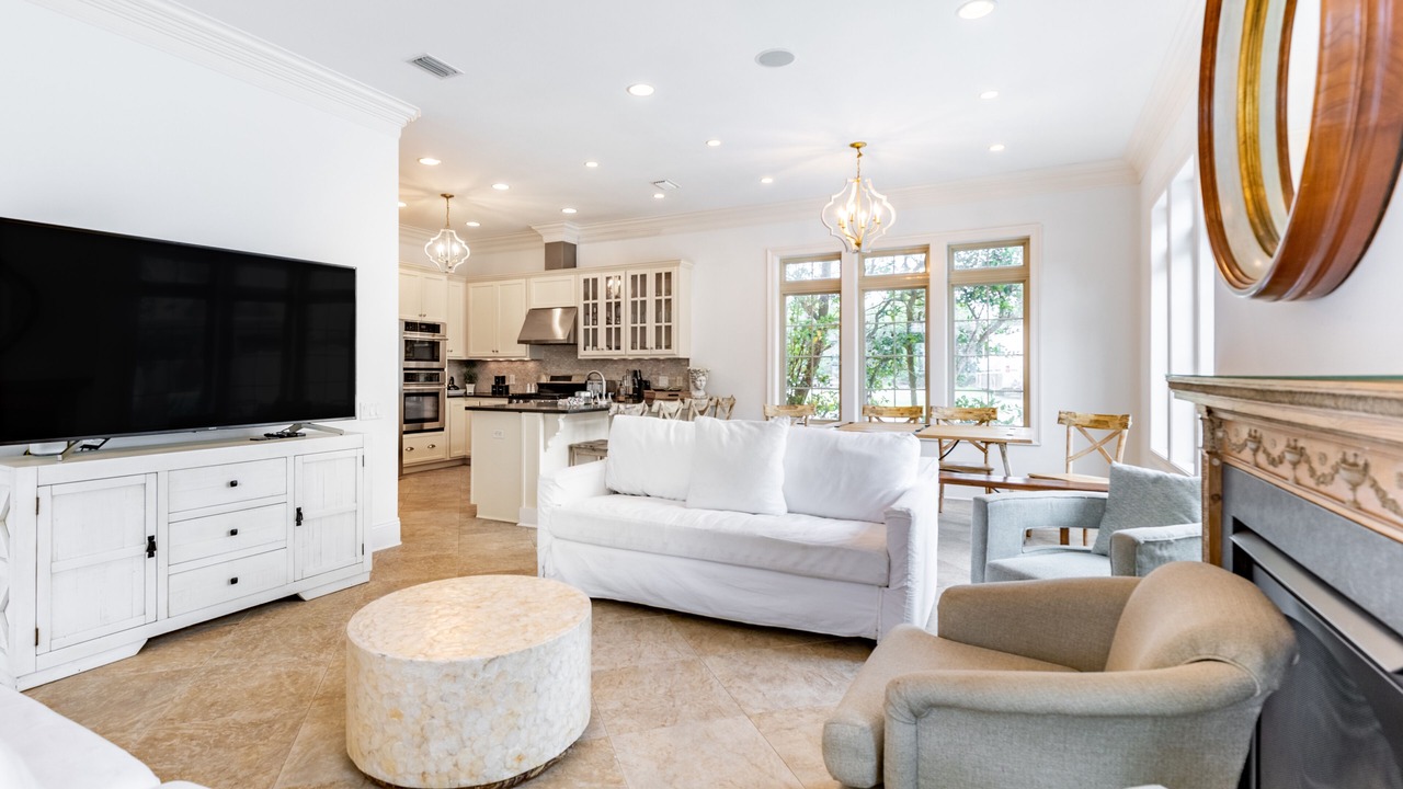 Photo of Livingroom in Tang-O-Mar