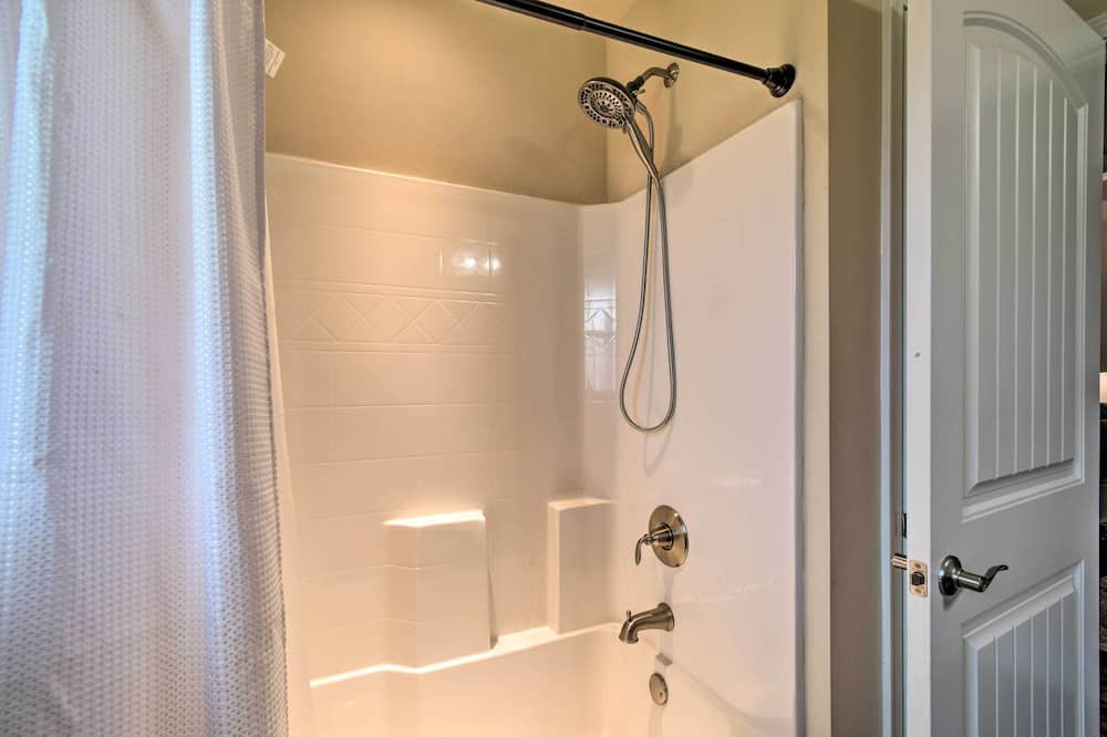 Photo of Bathroom in Foley