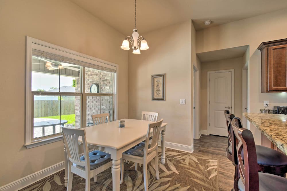 Photo of Kitchen in Foley
