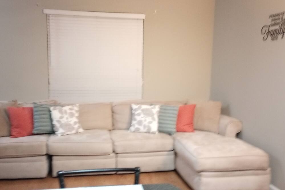 Photo of Livingroom in Tallahassee