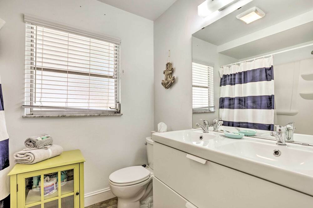 Photo of Bathroom in Saint Augustine Shores