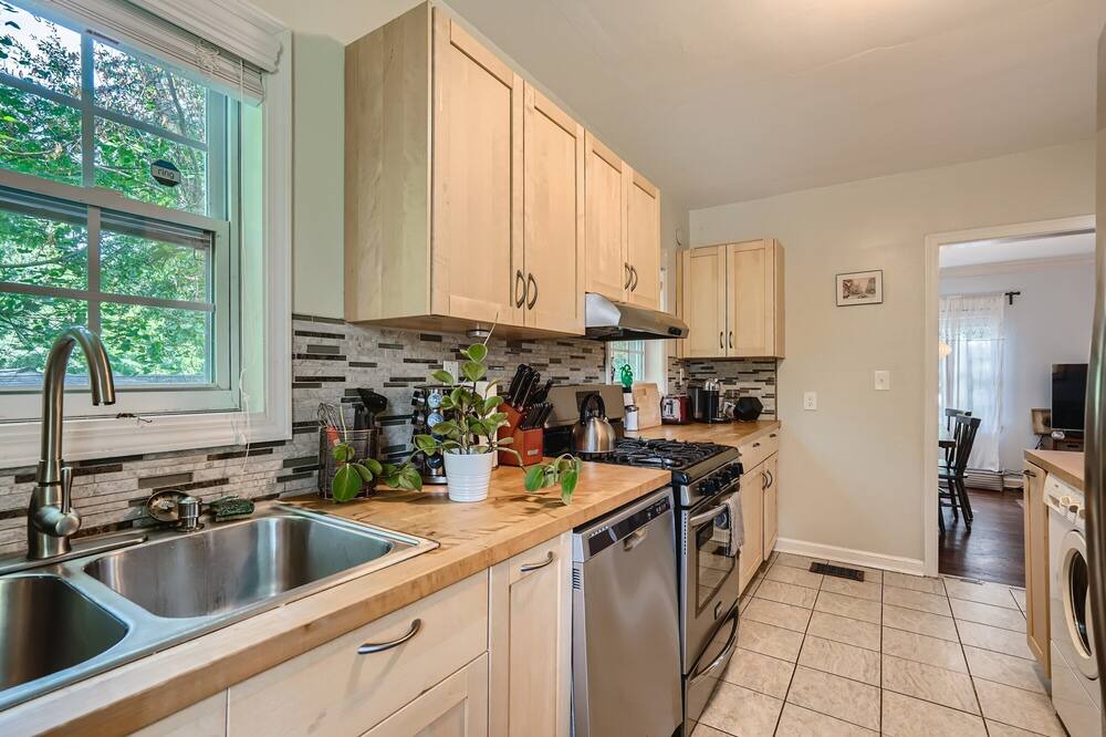 Photo of Kitchen in East Side