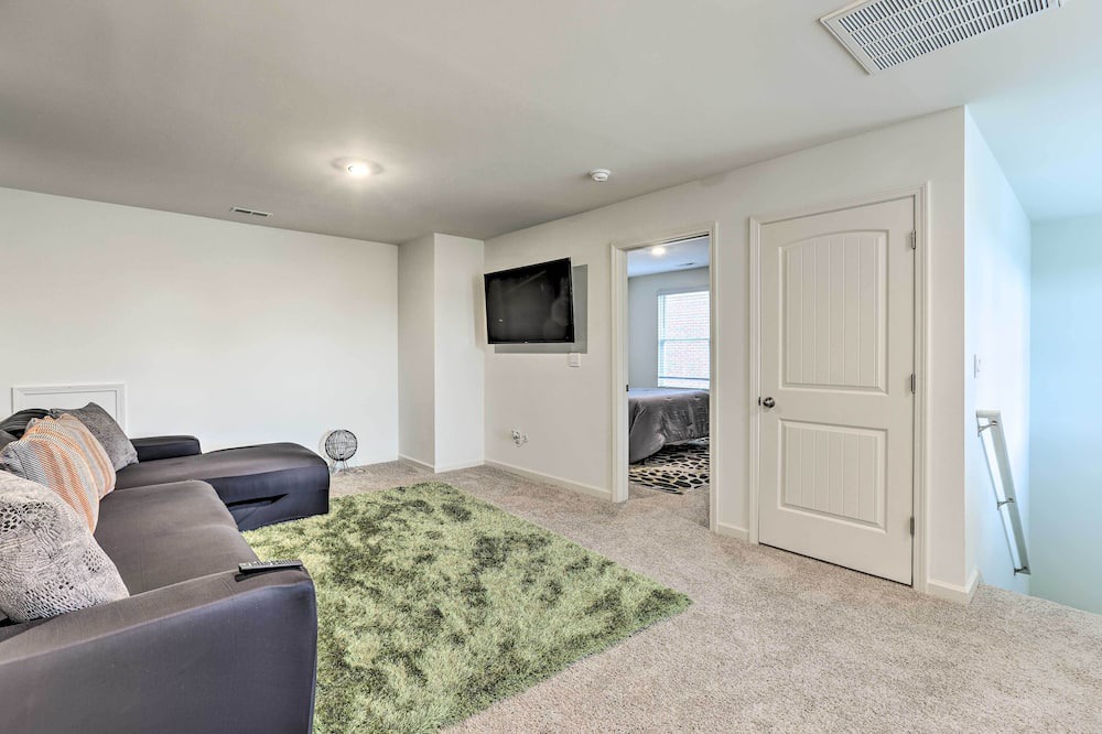 Photo of Bedroom in Gardendale