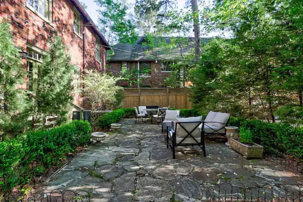 Photo of Outdoor in Greater Belhaven