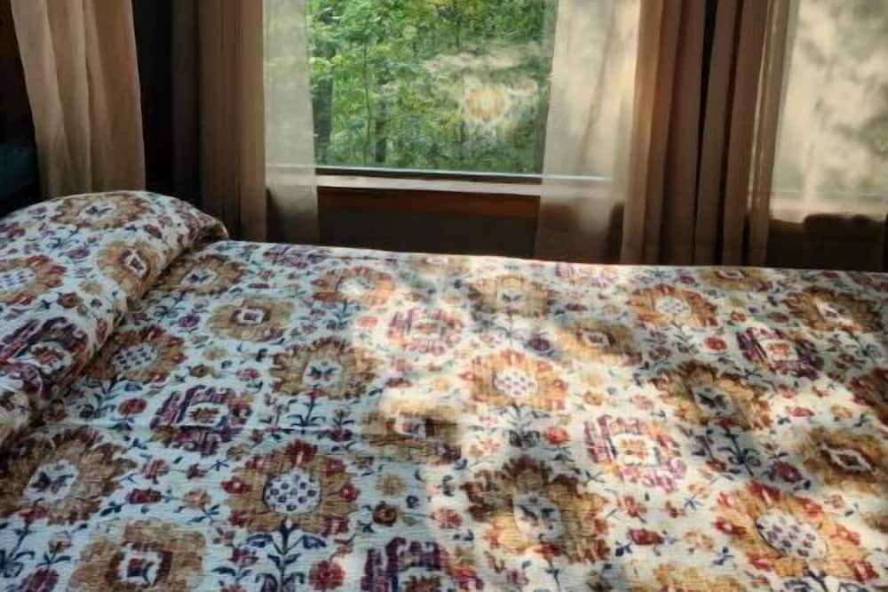 Photo of Bedroom in Rose Hill