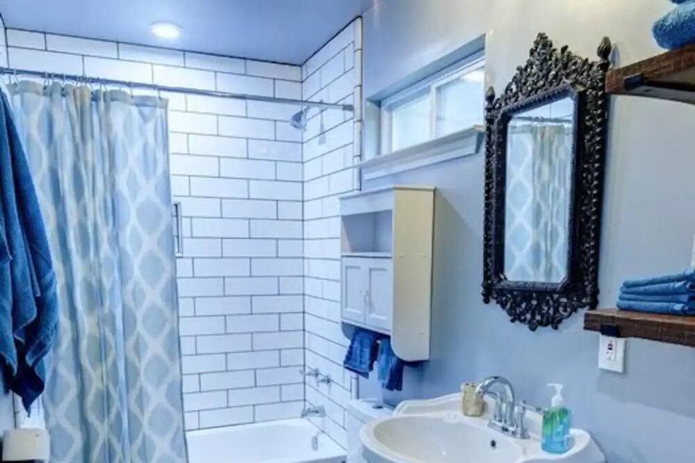 Photo of Bathroom in Foley
