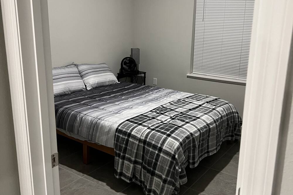 Photo of Bedroom in DeLand
