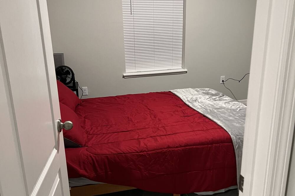 Photo of Bedroom in DeLand