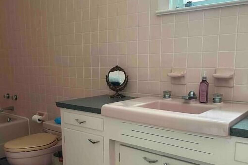 Photo of Bathroom in Roanoke