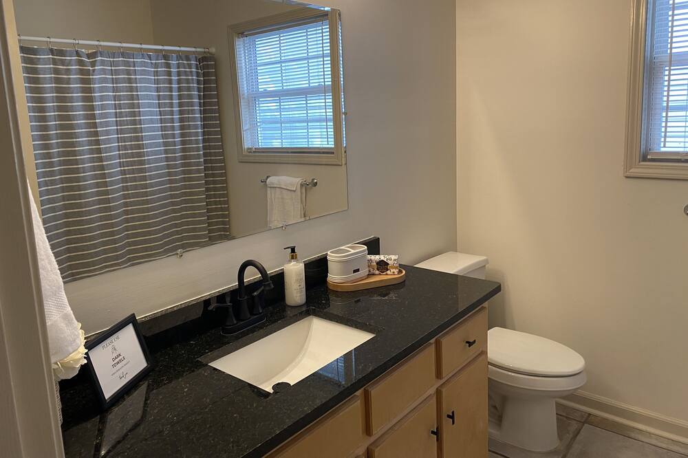 Photo of Bathroom in Tuscaloosa