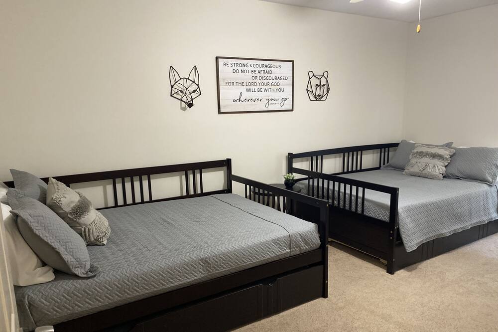Photo of Bedroom in Tuscaloosa