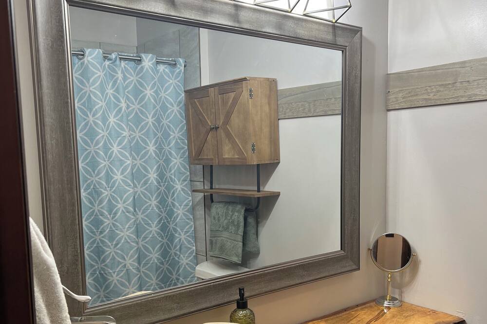 Photo of Bathroom in LaGrange